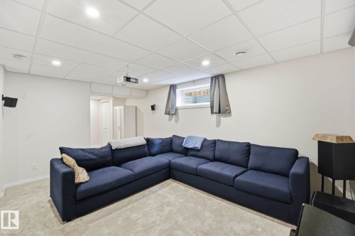 5420 162B Avenue Nw, Edmonton, AB - Indoor