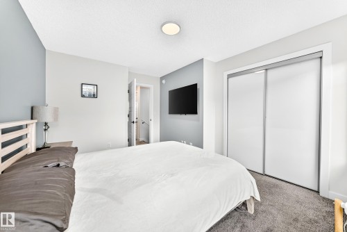 #15 6214 Cartmell Ct Sw, Edmonton, AB - Indoor Photo Showing Bedroom