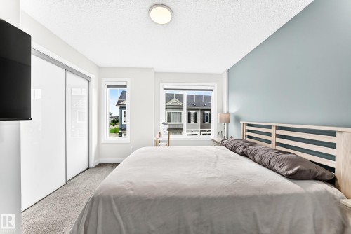 #15 6214 Cartmell Ct Sw, Edmonton, AB - Indoor Photo Showing Bedroom