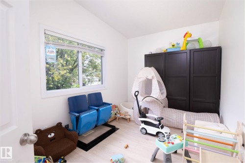 5019 42 Street, Cold Lake, AB - Indoor