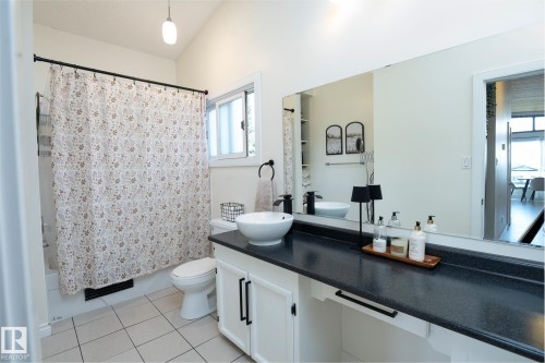 5019 42 Street, Cold Lake, AB - Indoor Photo Showing Bathroom