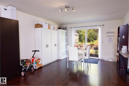 5019 42 Street, Cold Lake, AB - Indoor