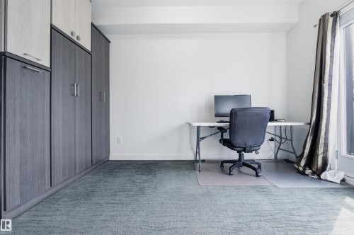 10806 83 Avenue Nw, Edmonton, AB - Indoor Photo Showing Office