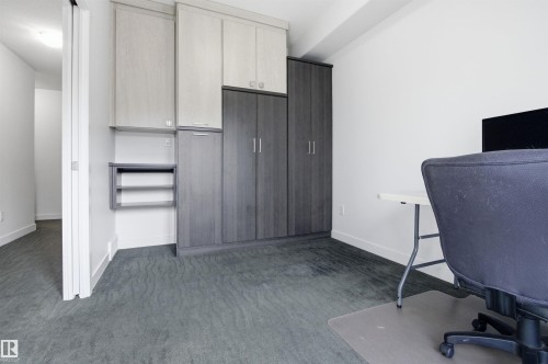 10806 83 Avenue Nw, Edmonton, AB - Indoor Photo Showing Office
