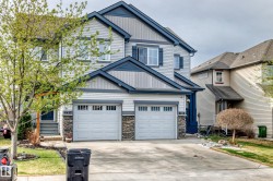 6419 18 Avenue SW  Edmonton, AB T6X 0M9