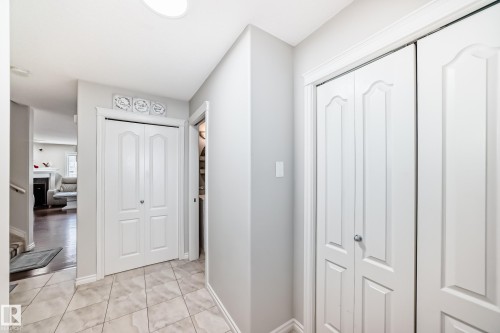 6419 18 Avenue Sw, Edmonton, AB - Indoor Photo Showing Other Room