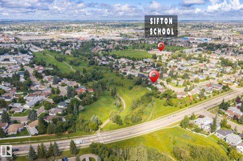 4111 131 Avenue Nw, Edmonton, AB - Outdoor With View