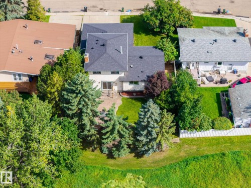 4111 131 Avenue Nw, Edmonton, AB - Outdoor