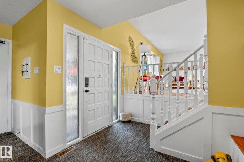 4111 131 Avenue Nw, Edmonton, AB - Indoor Photo Showing Other Room