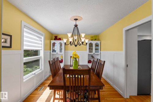 4111 131 Avenue Nw, Edmonton, AB - Indoor Photo Showing Dining Room
