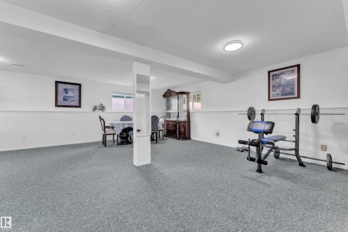 916 Jordan Crescent Nw, Edmonton, AB - Indoor