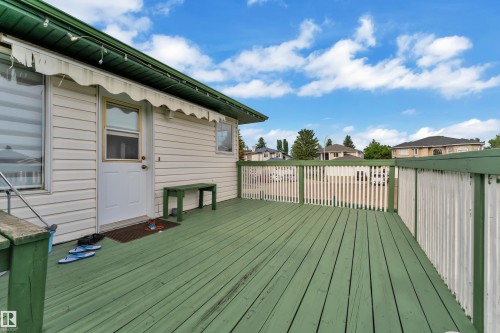 916 Jordan Crescent Nw, Edmonton, AB - Outdoor With Exterior