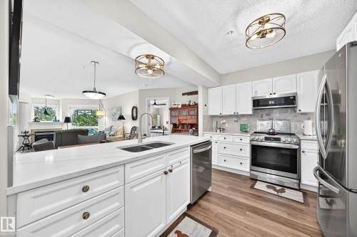 #209 102 Bridgeport Cx, Leduc, AB - Indoor Photo Showing Kitchen With Double Sink