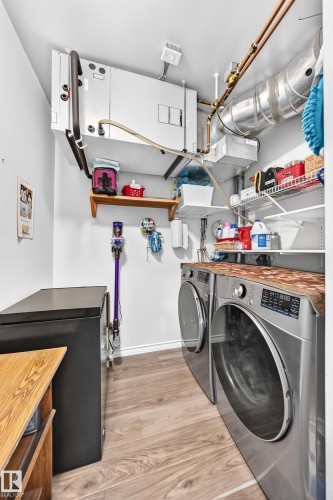 #209 102 Bridgeport Cx, Leduc, AB - Indoor Photo Showing Laundry Room