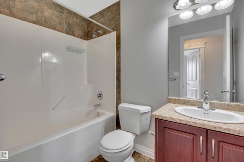 24 Birchmont Drive, Leduc, AB - Indoor Photo Showing Bathroom