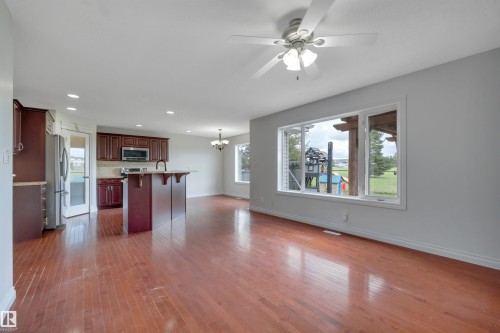 24 Birchmont Drive, Leduc, AB - Indoor Photo Showing Other Room