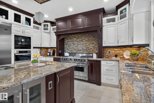 93 Nottingham Point, Sherwood Park, AB - Indoor Photo Showing Kitchen With Double Sink With Upgraded Kitchen