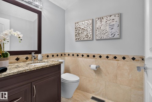 93 Nottingham Point, Sherwood Park, AB - Indoor Photo Showing Bathroom