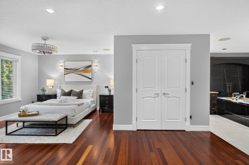 93 Nottingham Point, Sherwood Park, AB - Indoor Photo Showing Bedroom