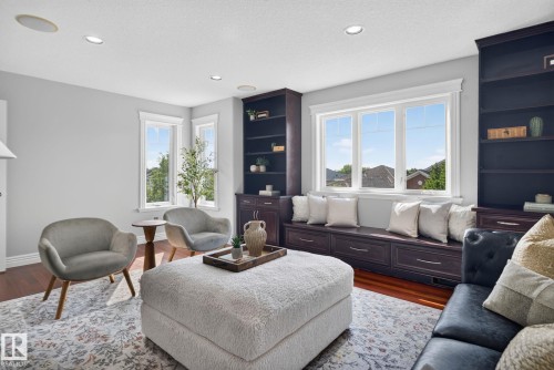 93 Nottingham Point, Sherwood Park, AB - Indoor Photo Showing Living Room