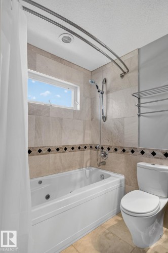 93 Nottingham Point, Sherwood Park, AB - Indoor Photo Showing Bathroom