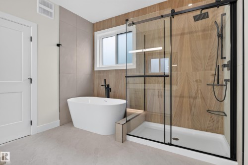 132 Edgewater Circle, Leduc, AB - Indoor Photo Showing Bathroom