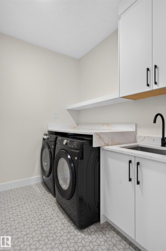132 Edgewater Circle, Leduc, AB - Indoor Photo Showing Laundry Room