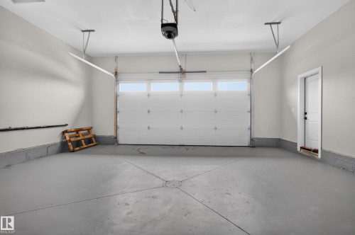 132 Edgewater Circle, Leduc, AB - Indoor Photo Showing Garage