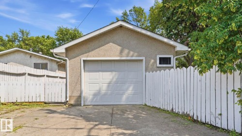 12002 39 Street Nw, Edmonton, AB - Outdoor