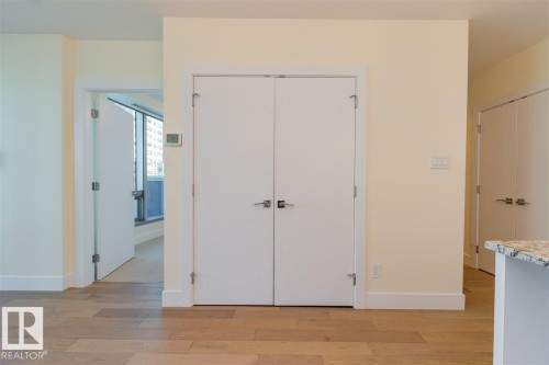 #401 11969 Jasper Av Nw, Edmonton, AB - Indoor Photo Showing Other Room