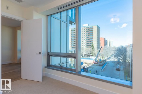 #401 11969 Jasper Av Nw, Edmonton, AB - Indoor Photo Showing Other Room