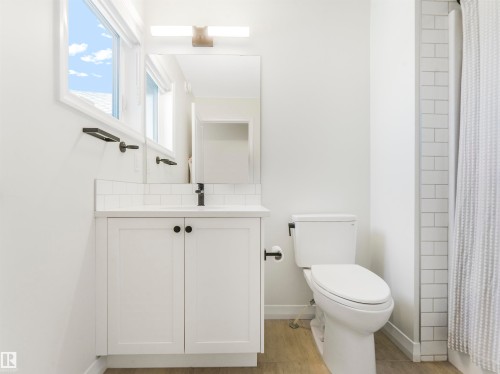 19 Nettle Crescent, St. Albert, AB - Indoor Photo Showing Bathroom