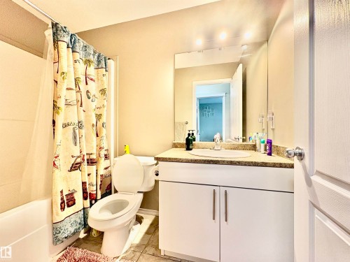 1824 Rutherford Road Sw, Edmonton, AB - Indoor Photo Showing Bathroom