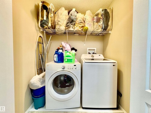 1824 Rutherford Road Sw, Edmonton, AB - Indoor Photo Showing Laundry Room