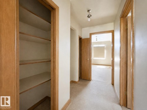 6209 106 Street Nw, Edmonton, AB - Indoor Photo Showing Other Room
