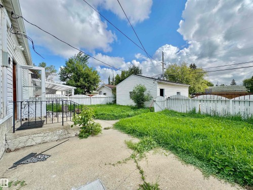 6209 106 Street Nw, Edmonton, AB - Outdoor