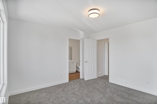 31 Leawood Link, Spruce Grove, AB - Indoor Photo Showing Other Room
