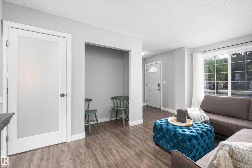 #12 320 Spruce Ridge Rd, Spruce Grove, AB - Indoor