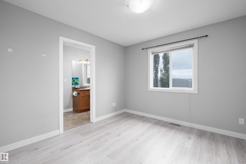 #12 320 Spruce Ridge Rd, Spruce Grove, AB - Indoor Photo Showing Other Room