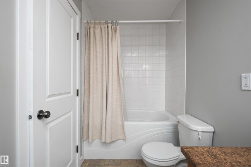 #12 320 Spruce Ridge Rd, Spruce Grove, AB - Indoor Photo Showing Bathroom