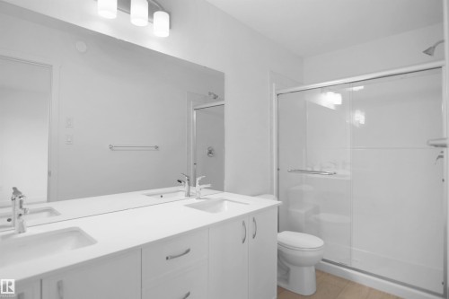 37 Leawood Link, Spruce Grove, AB - Indoor Photo Showing Bathroom
