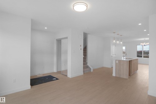 37 Leawood Link, Spruce Grove, AB - Indoor Photo Showing Other Room