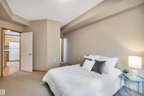 #104 612 111 St Sw, Edmonton, AB - Indoor Photo Showing Bedroom