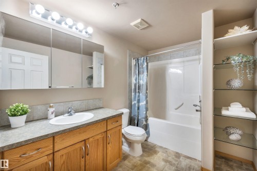 #104 612 111 St Sw, Edmonton, AB - Indoor Photo Showing Bathroom