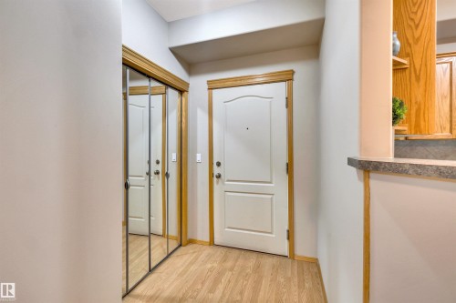 #104 612 111 St Sw, Edmonton, AB - Indoor Photo Showing Other Room