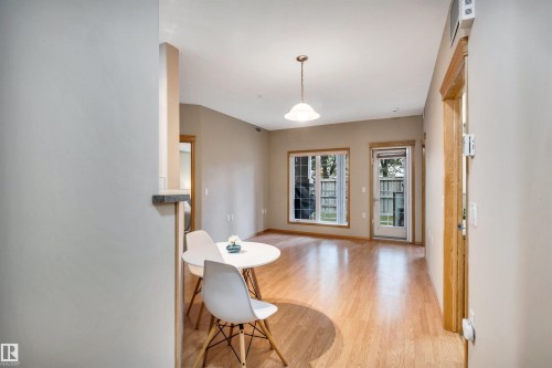 #104 612 111 St Sw, Edmonton, AB - Indoor
