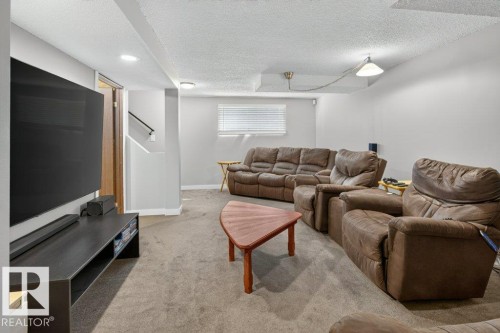 4624 36 Avenue Nw, Edmonton, AB - Indoor
