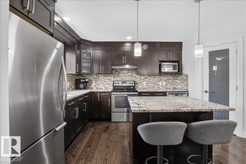 10210 151 Street Nw, Edmonton, AB - Indoor Photo Showing Kitchen With Upgraded Kitchen