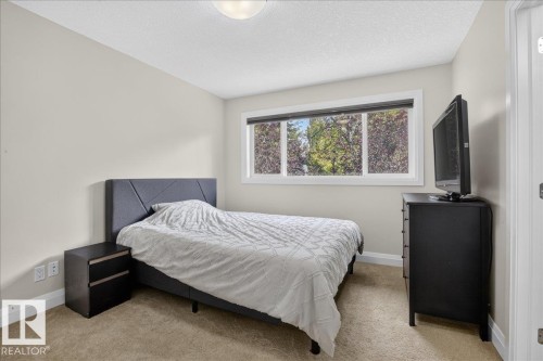 10210 151 Street Nw, Edmonton, AB - Indoor Photo Showing Bedroom