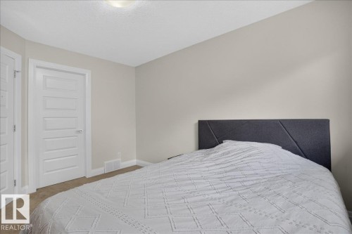 10210 151 Street Nw, Edmonton, AB - Indoor Photo Showing Bedroom